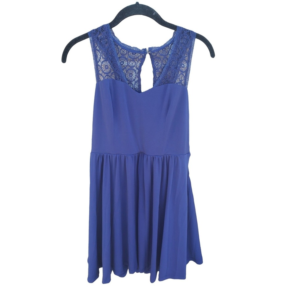 BCBGeneration Dress Small Womens Purple Above Knee V Neck Coquette Cottage Core